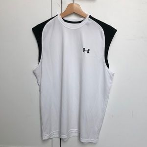 Under Armour top (M)